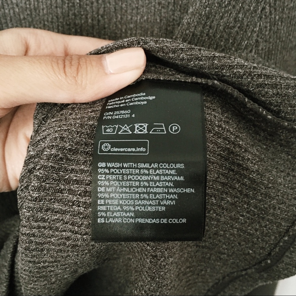 H&M grey sweater - Picture 5 of 5